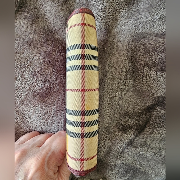 Burberry Kisslick bifold wallet in Nova Check. VGUC - Picture 4 of 14